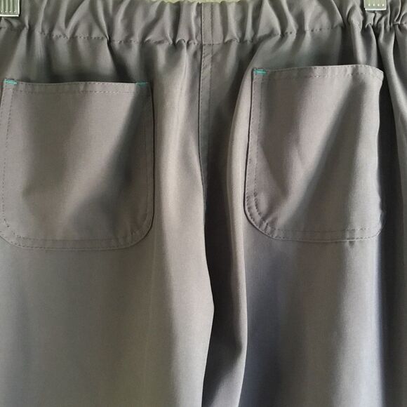 Scrub pants sz Small  ‘Med Couture’ stretchy quick dry boot cut/flare gray teal - Picture 4 of 8